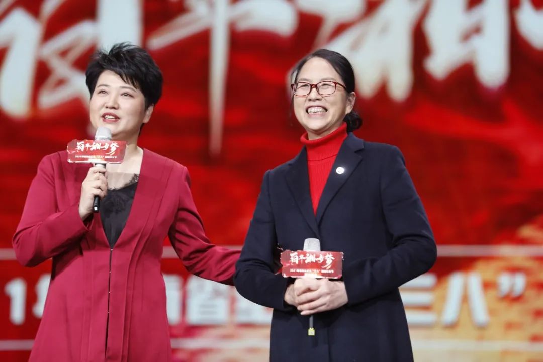 一场光影展,百年湘女梦!湘女的逐梦故事震撼人心,吸引208万余人观看