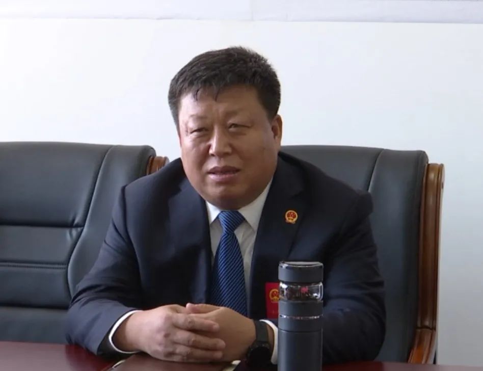 聚焦两会县政协委员分组讨论政府工作报告和政协常委会工作报告