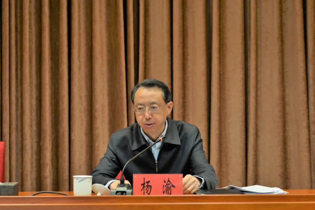 云南省住房和城乡建设厅副厅长杨渝强调,为进一步推进窨井盖安全管理