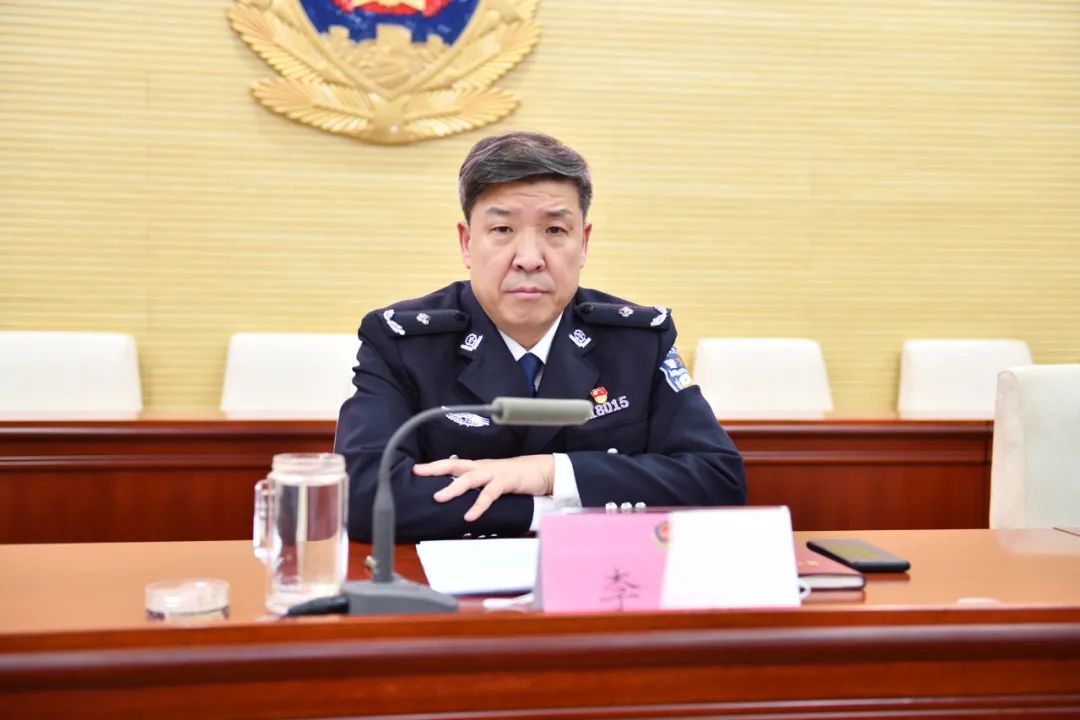 交巡动态邯郸交巡警支队召开队伍教育整顿工作会议