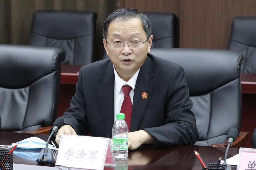 高新区法院分党组成员,执行局局长李泽军:此次活动,让我接受了一次