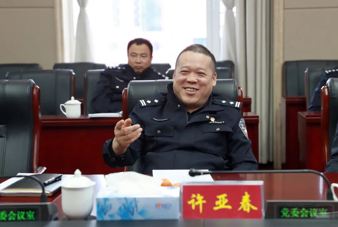 梅河口市政府副市长,公安局长丁相明,局党委副书记