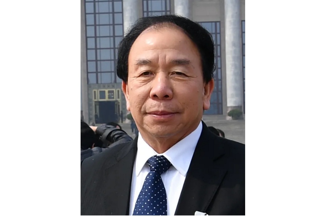 全国人大代表,河北柏乡国家粮食储备库党支部书记,主任 尚金锁