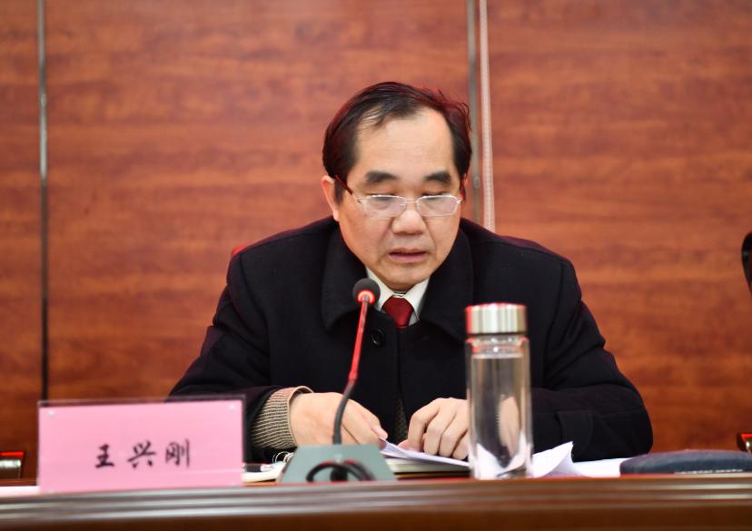 揭短亮丑明不足补齐短板谋新篇