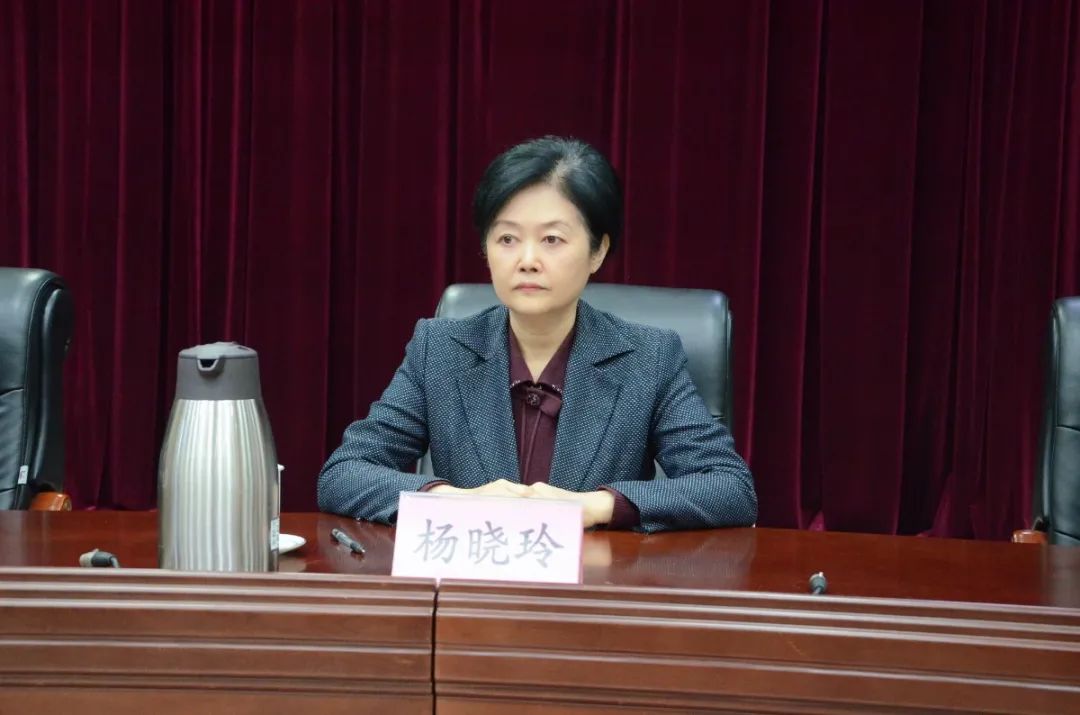 如期共赴春天之约菏泽市妇联举办三八妇女节表扬大会暨巾帼事迹报告会