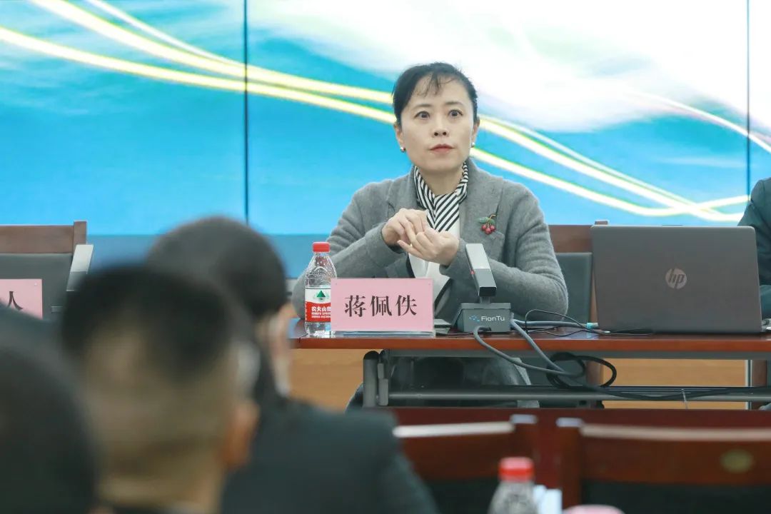 特邀市一中法院研究室主任蒋佩佚一行到合川法院作"调研意识与案例