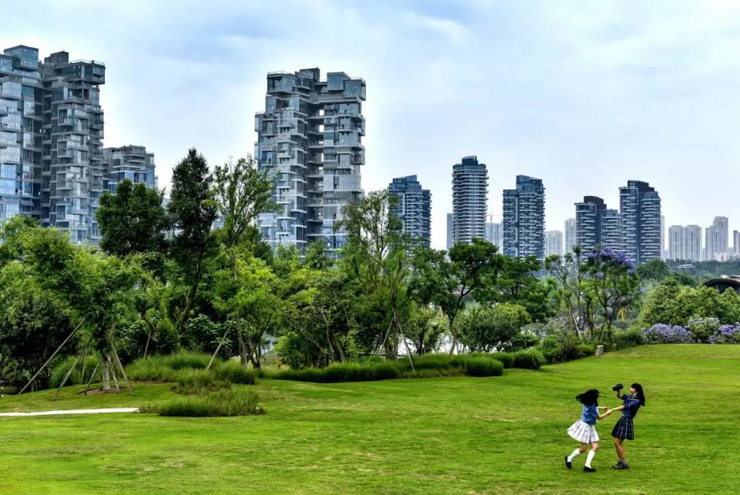 研究院在天府新区挂牌;5月12日《成都市美丽宜居公园城市规划》亮相