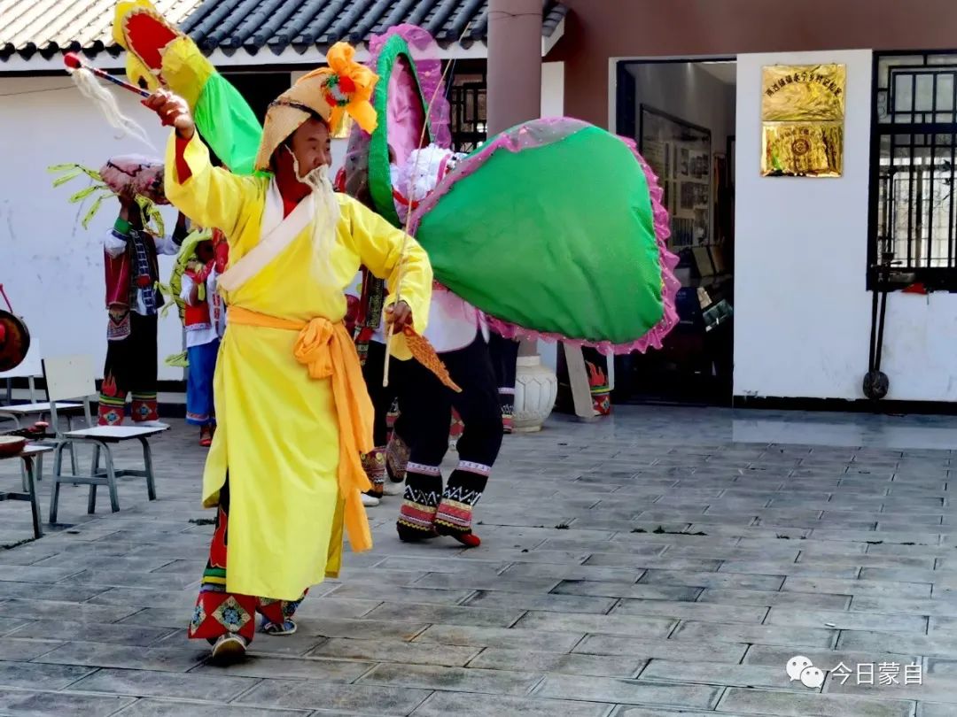 我家在蒙自|刺绣,花灯,吹鱼鳞.关于家乡,你了解多少