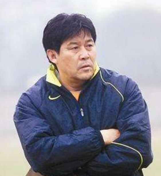 前大连万达足球队主教练迟尚斌因病去世享年72岁