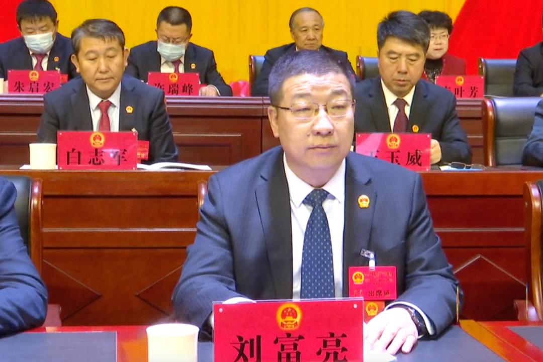 聚焦两会卓资县第十五届人民代表大会第五次会议胜利闭幕