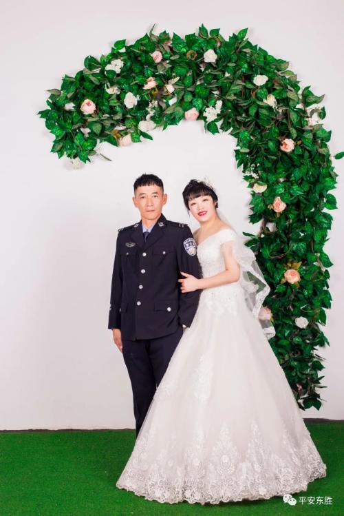 女神节特辑丨向最美警花警察的李焕英警嫂致敬