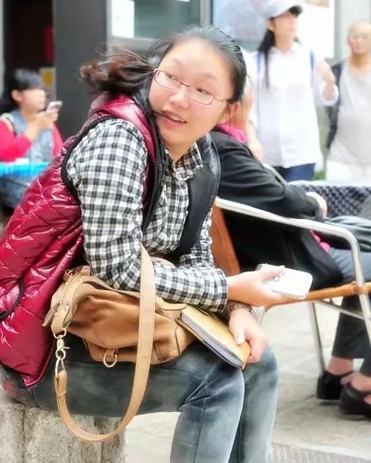 海安新闻报道 致敬！在未完成的报道前定格，80后记者猝然离世