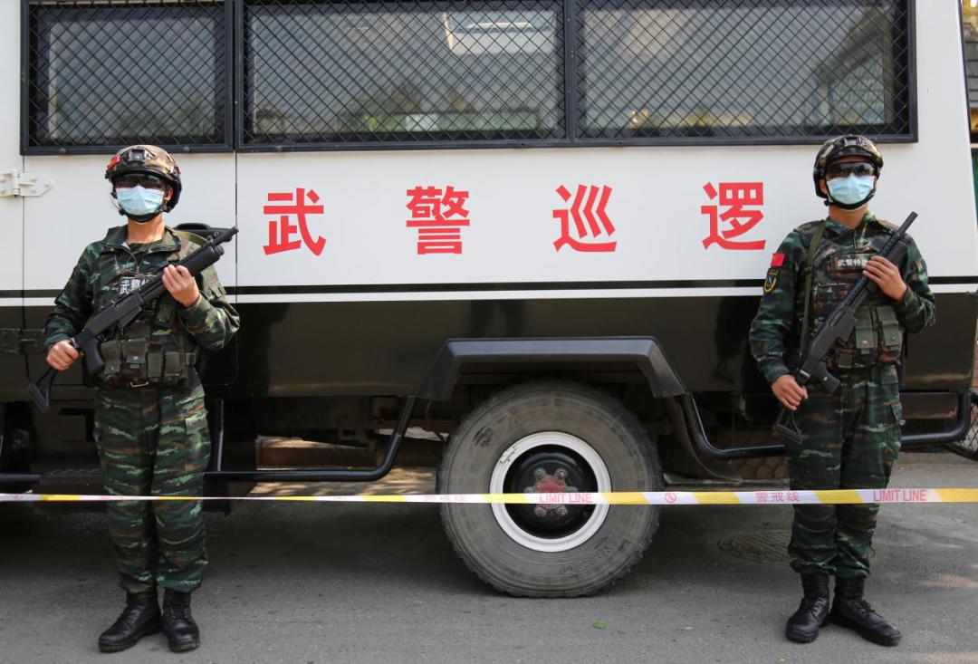 西双版纳武警官兵坚守执勤一线护航全国两会