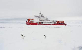 中国极地科考“接力赛” 雪龙2号首航成功