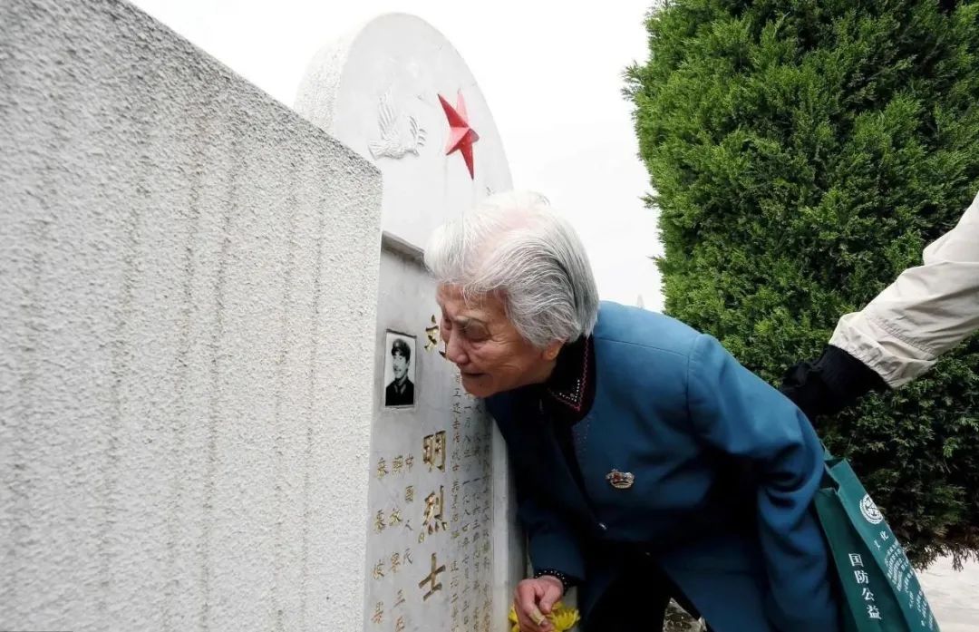 今天兩名全國最美退役軍人再獲國家表彰