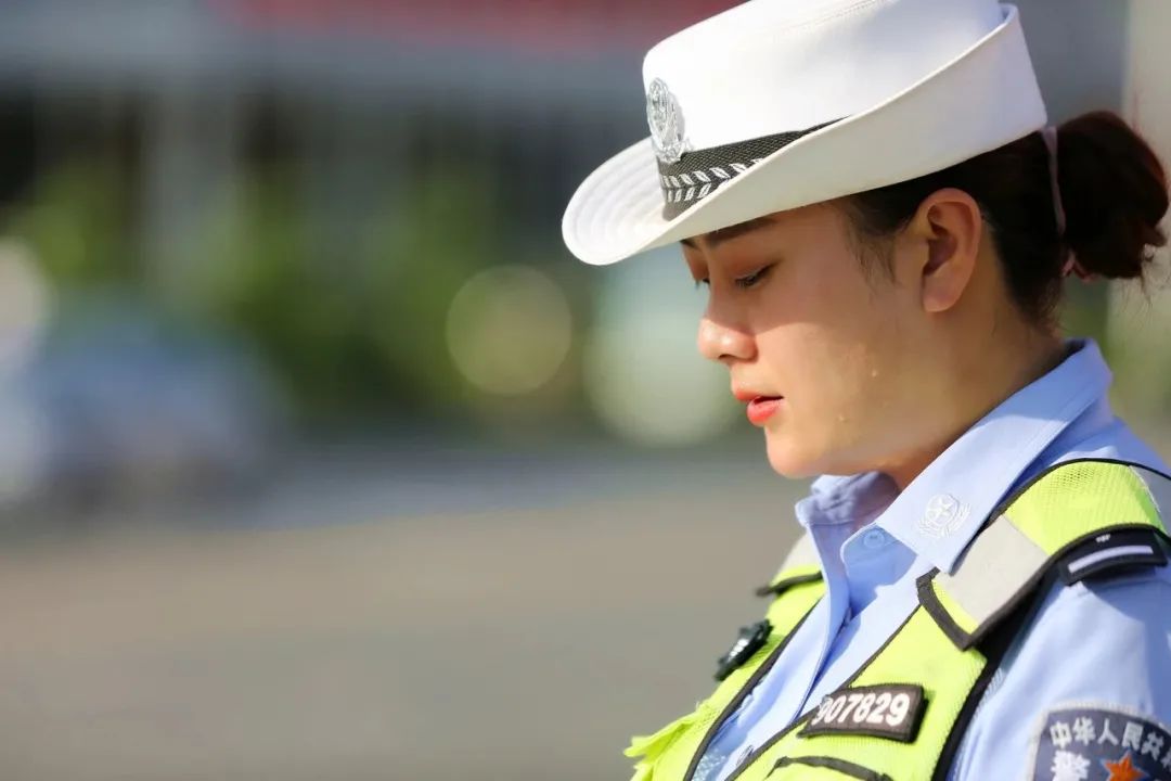 女神节春风如你熠熠芳华致延边最美女交警