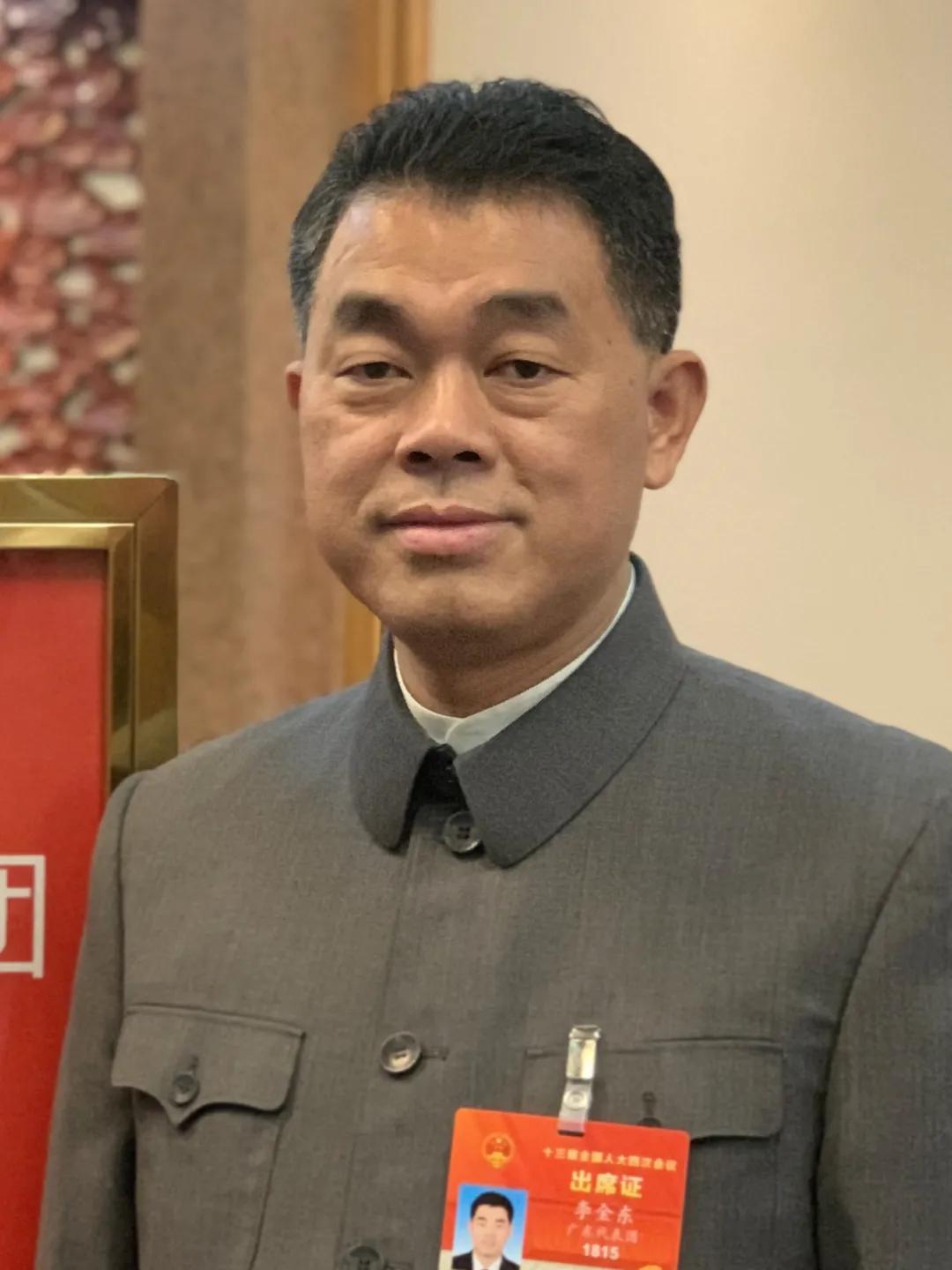 全国人大代表侯湛莹李金东马福昌谢德体刘希娅