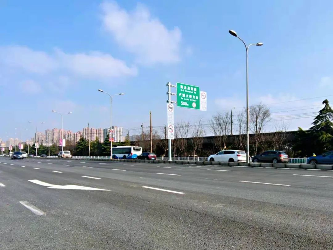 南北高架路通到浦江后