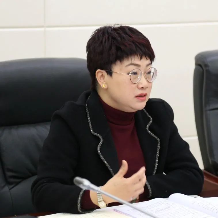 三八节丨自贡市召开纪念三八妇女节111周年优秀女性代表座谈会