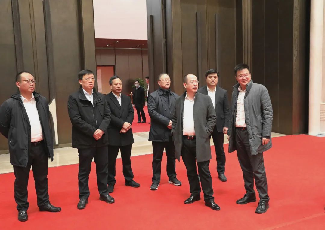 中建八局党委副书记总经理章维成赴青岛短期工作