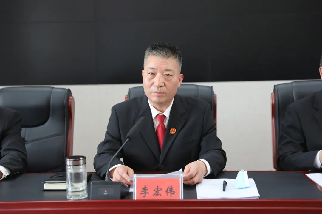 表彰先进树典型凝心聚力再出发怀来法院召开2020年度工作表彰大会