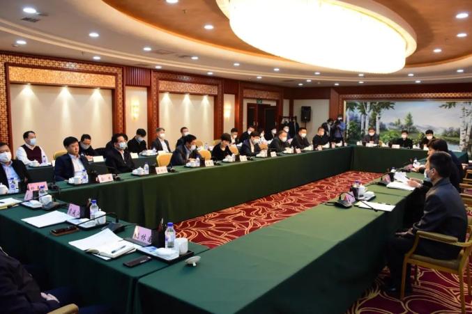 州领导洪庆,张太范,苏景华,裴凯,安明植,韩长发,金杰,州政法队伍教育