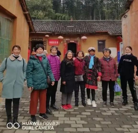 各地动态蕲春县彭思镇妇联欢庆三八美丽掠影九