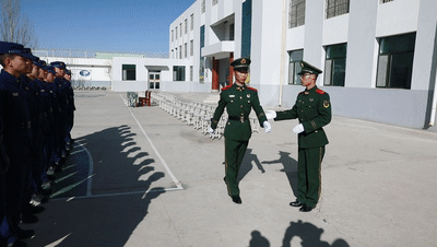 要闻丨格尔木支队开展条令纲要参观见学暨主题党日活动