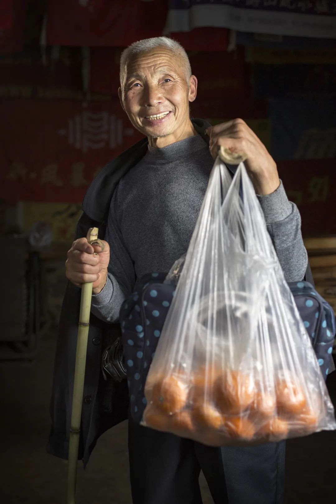 访谈周伟平百姓村庄驻地摄影展