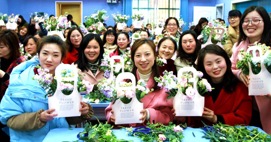 春风十里芳华如你丨渝北区各学校三八妇女节庆祝活动精彩纷呈