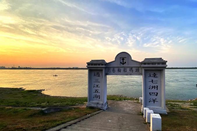 百里洲梨花节来啦!