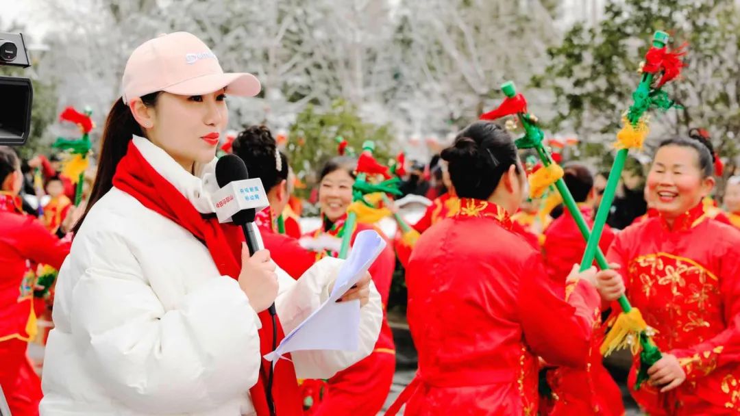 成为了人尽皆知的品牌栏目,柳倩也成为马鞍山这座城市里受众知晓率