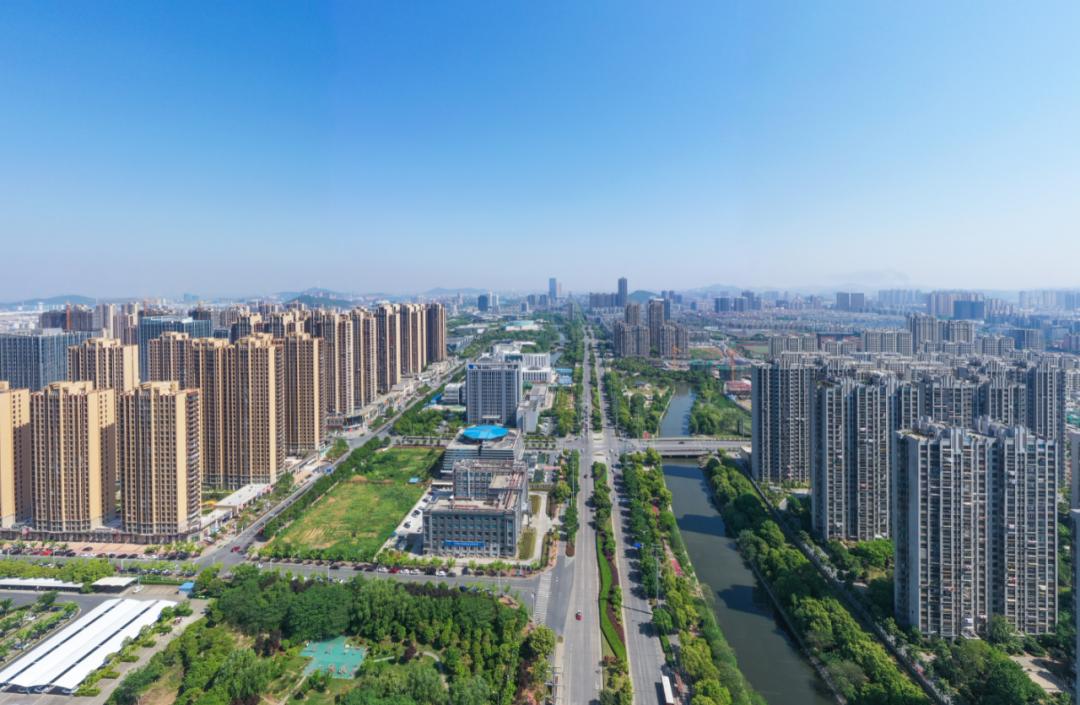 全面发力提能级内外兼修塑品质我市进一步深入学习贯彻党的十九届五中