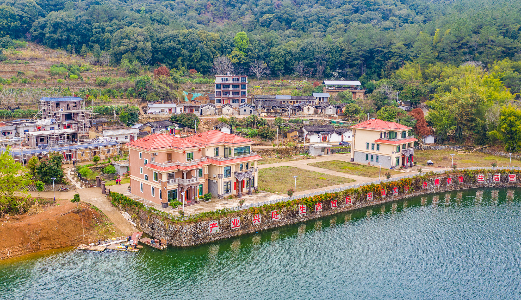 广东梅州大埔进滩村垃圾兑换兑出美丽乡村新面貌