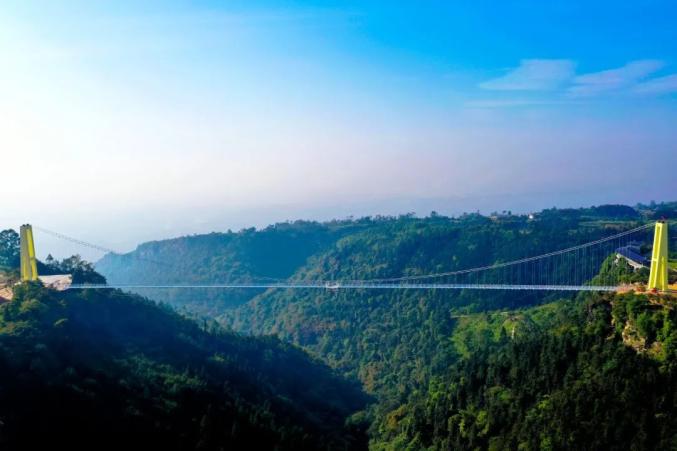 步步惊心,空中漂流峡谷9d玻璃桥全面开放永川黄瓜山其中园永川黄瓜山