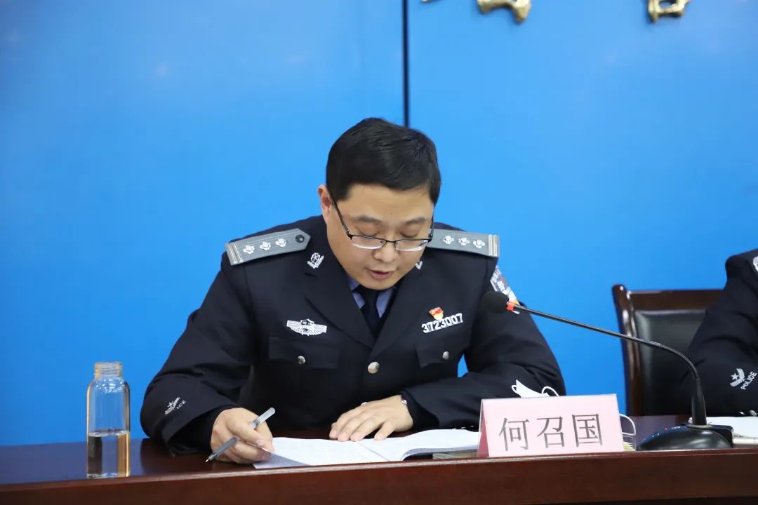 新康监狱召开党史学习教育队伍教育整顿暨监狱综合治理动员部署会议