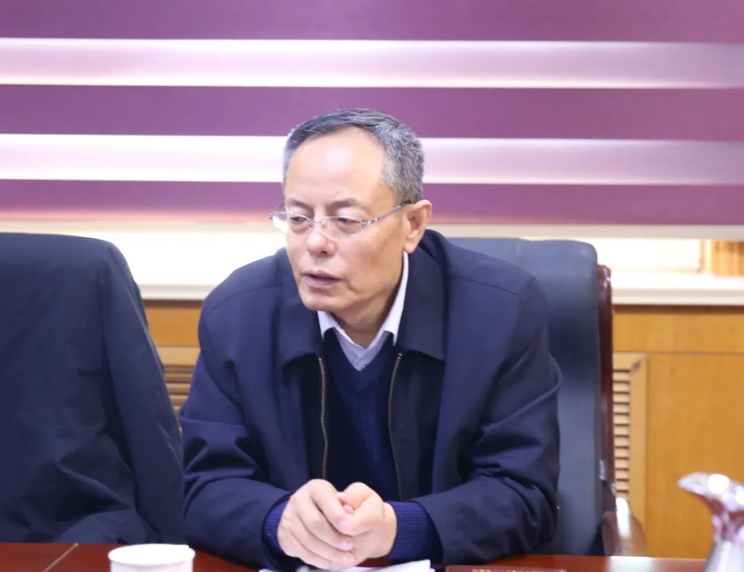 区人大常委会主任李明军一行到长清法院调研指导民商事审判工作