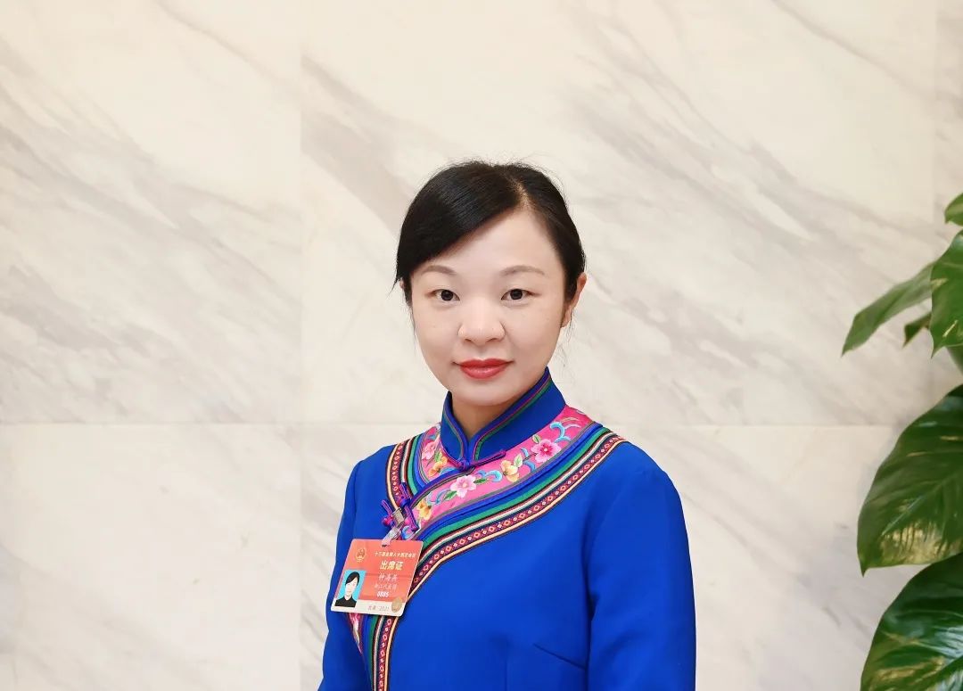 全国两会专访丨钟海燕代表:加快民族地区职业教育发展转型