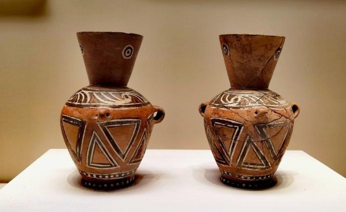 看见文物| 新石器时代晚期的艺术——彩陶背壶