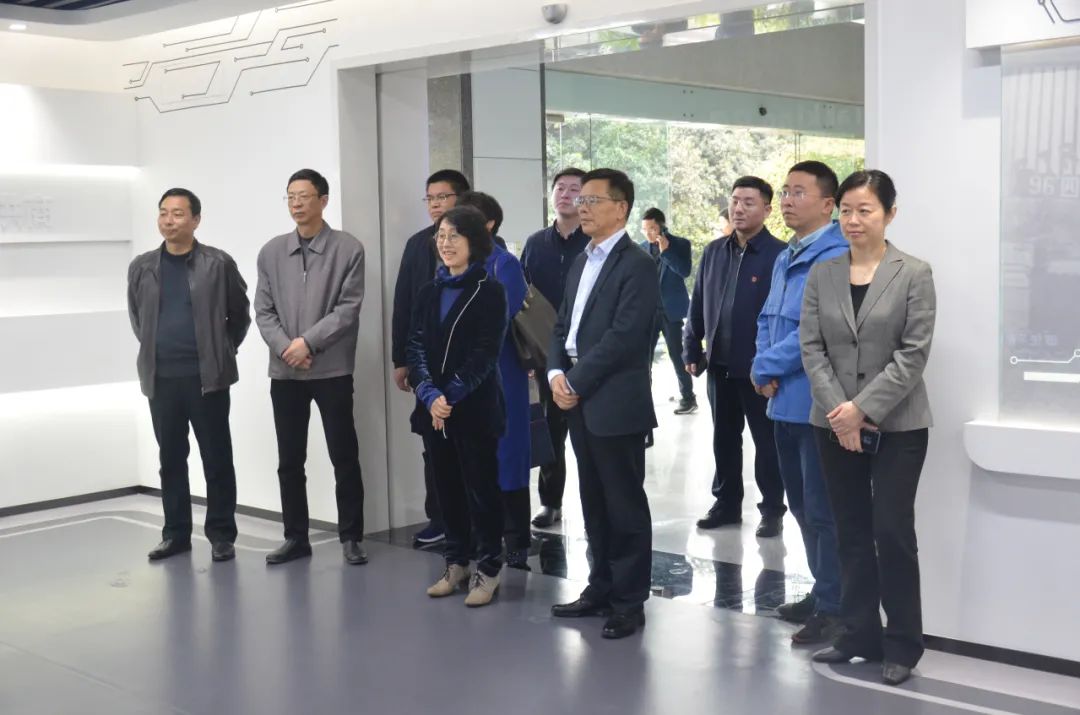 高鹰群带队走访调研民营企业