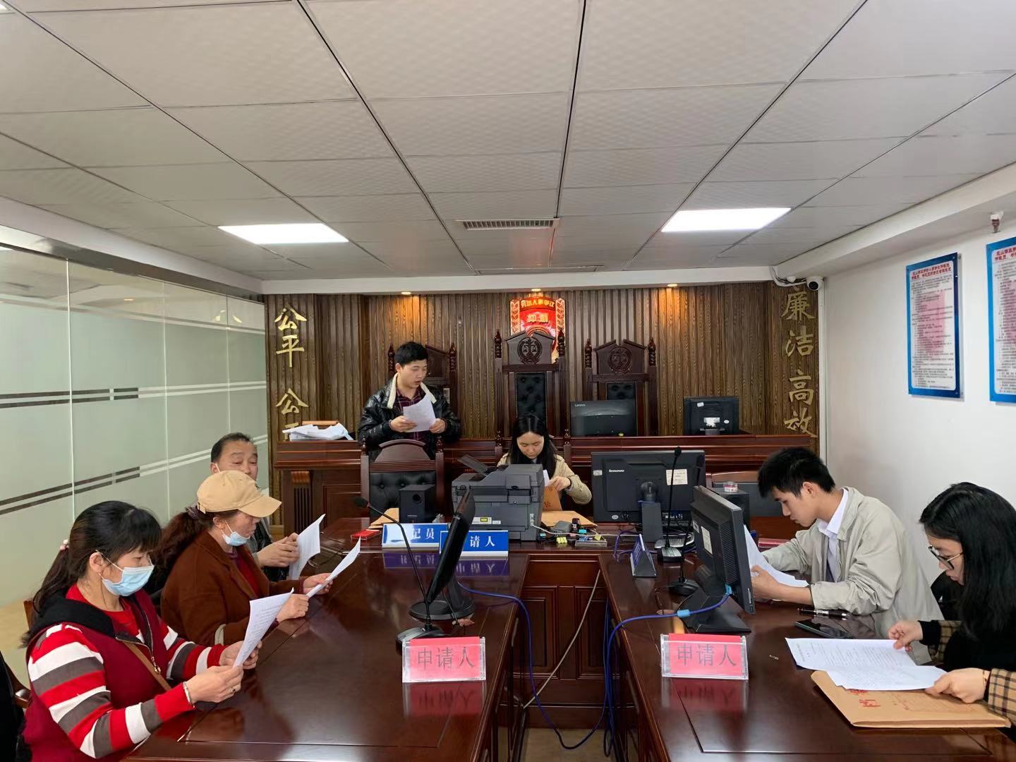 涉及2857人,调解金额达4002万元;调解劳动仲裁案件1036件,涉及1036人