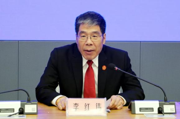 发布会上,洛阳中院党组副书记,常务副院长李红伟公布了《洛阳市中级