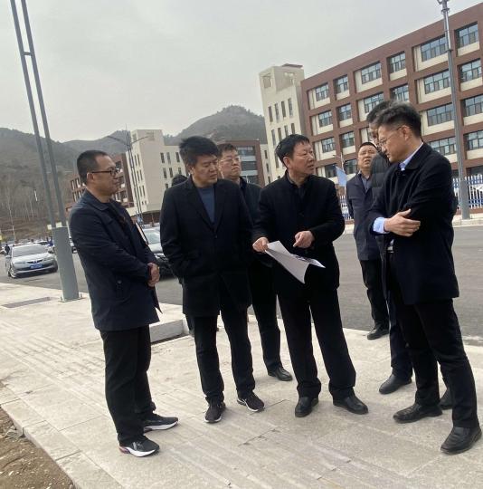 县委副书记尚晓辉到雾灵山镇调研人居环境 整治和美丽乡村建设情况