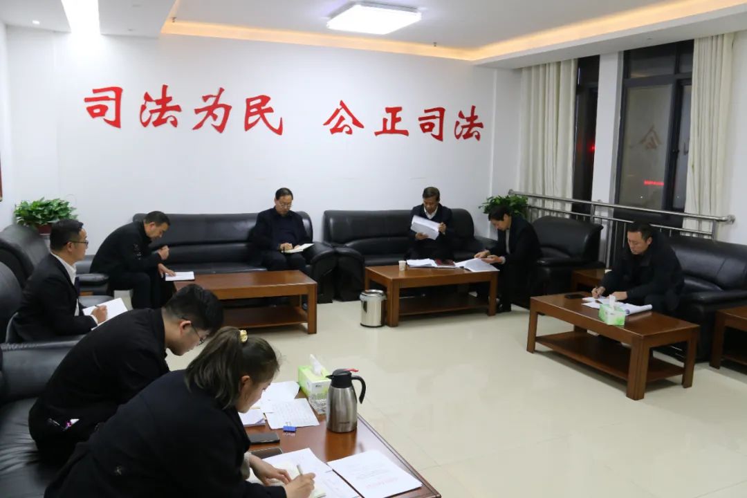 河南省高级人民法院环境资源审判庭副庭长张同仁一行4人到南召县人民