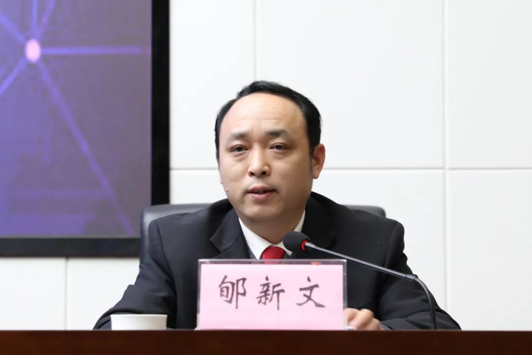 组长孙涛点评讲话,县长张其兵和县委常委,政法委书记冯小宏的讲话精神