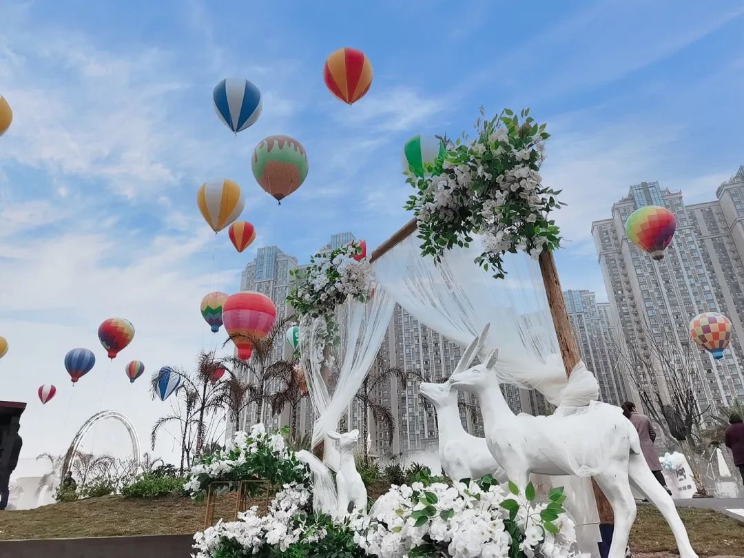 草坪餐厅,美食集市……这个网红打卡地要火