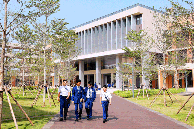 想了解海口哈罗学校真实的课堂教学?现在有机会亲身体验