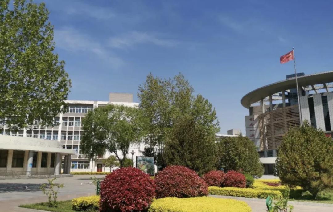 磁县一中70岁了