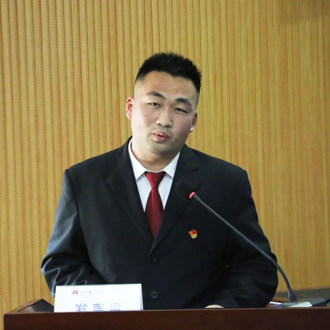 王朴和母亲金永华的故事"我把儿子交给党是应该的,现在要享受特殊是不