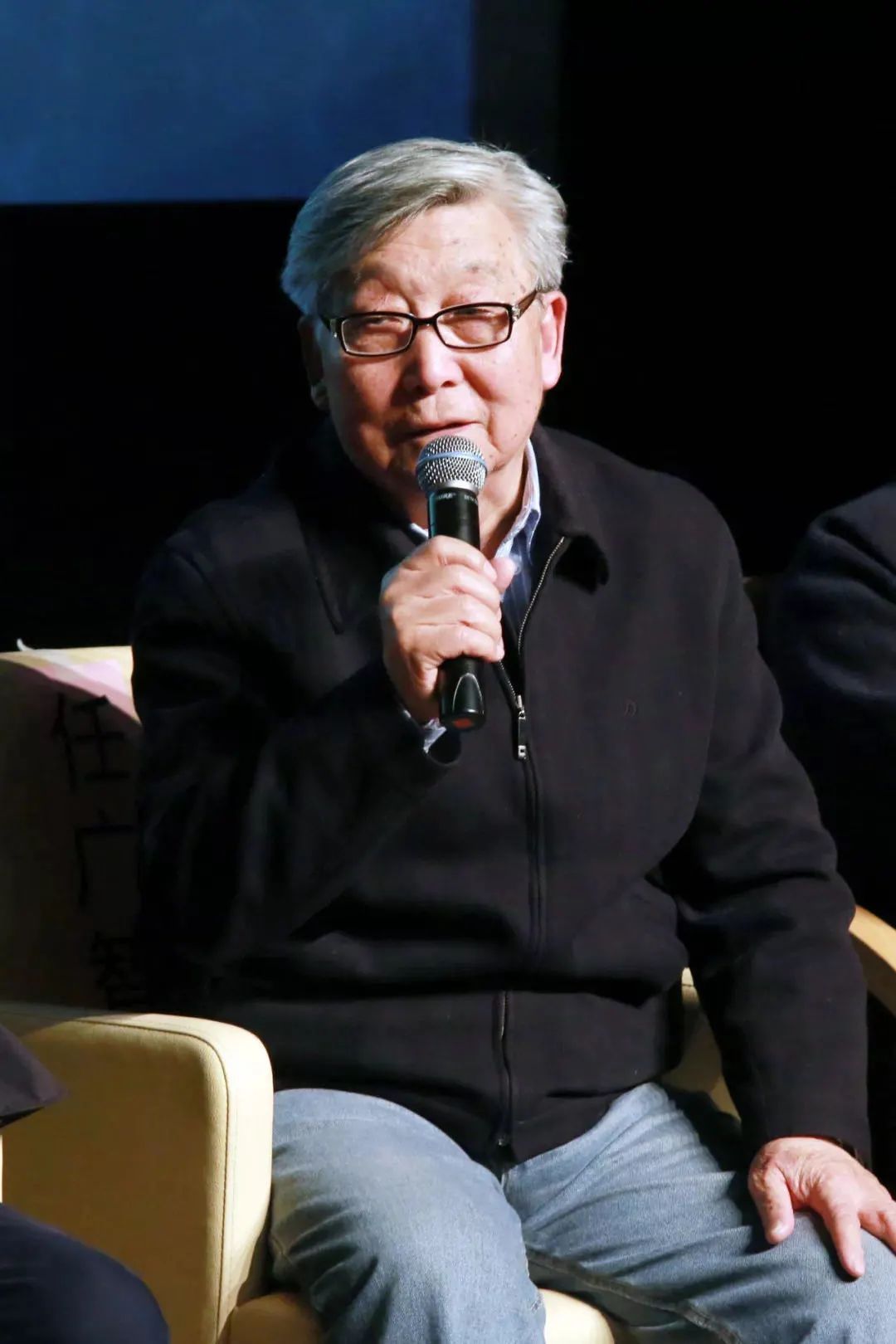 永别心爱的舞台银屏任广智先生今晨离世76缅怀74